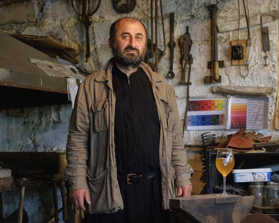Duša monaha: Akaki Homasuridze (Gabriel's Wine) o Gruziji, veri i vinima iz kvevrija